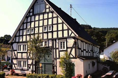 Rucksackherberge am Rothaarsteig - Ferienhaus in Kirchhundem-Heinsberg (26 Personen)