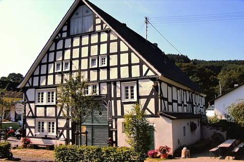 Rucksackherberge am Rothaarsteig - Ferienhaus in Kirchhundem-Heinsberg (26 Personen)