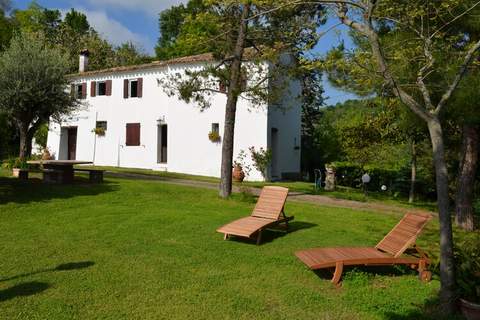 Ca Bianca - Buerliches Haus in Montefiore Conca (4 Personen)