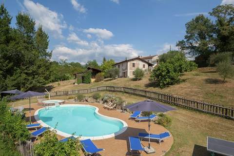 Agriturismo Valle Fiorita - Bauernhof in Aulla (15 Personen)