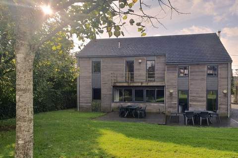 Le Greillis - Ferienhaus in Enneille (12 Personen)