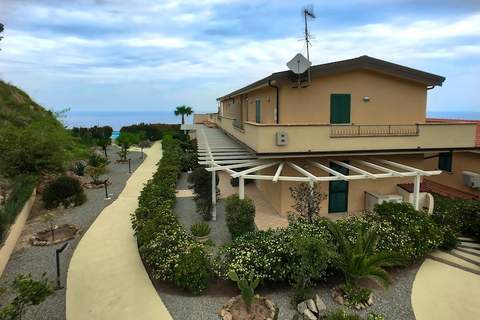 Casa Giovanni - Apt B6 - Ferienunterkunft in Parghlia (4 Personen)