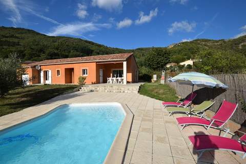 Villa - Thueyts - Ferienunterkunft in Thueyts (8 Personen)
