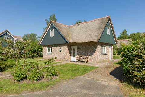 Villapark De Weerribben 3 - Ferienhaus in Paasloo (8 Personen)