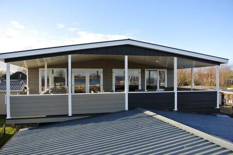 Vakantiepark Giethoorn 5 - Ferienunterkunft in Giethoorn (12 Personen)