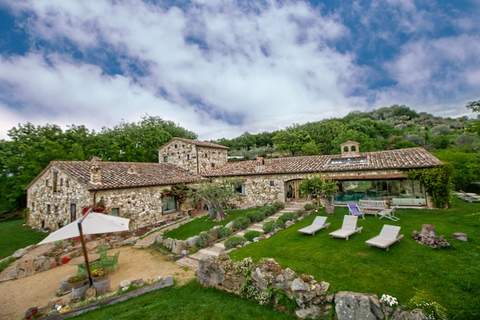 Villa Mezzeria - Ferienunterkunft in Guardea (12 Personen)