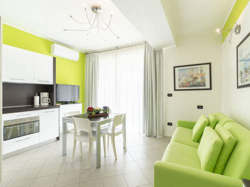 Ferienwohnung Verde  in 
Santo Stefano al Mare (Italien)