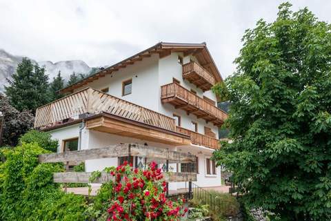Haus Arlberg XL - Ferienhaus in Sankt Anton am Arlberg (26 Personen)