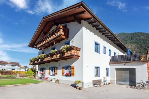 Haus Bergwald TOP 5 - Ferienunterkunft in Bichlbach (7 Personen)