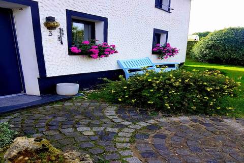 Ferienhaus Rühlen - Ferienunterkunft in Auw (6 Personen)