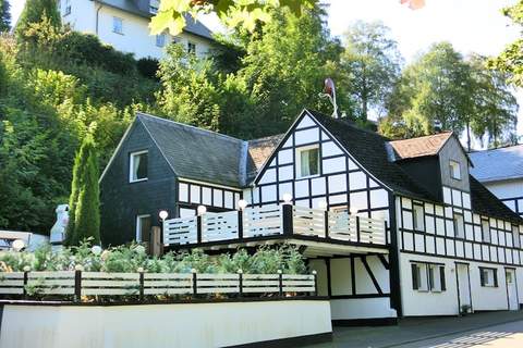 Oberkirchen - Ferienhaus in Schmallenberg-Oberkirchen (20 Personen)