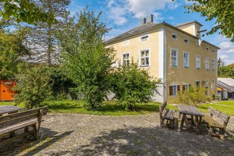 Alter Pfarrhof - Ferienunterkunft in Riedenburg (4 Personen)