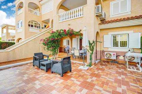 Lovely Bungalow with Swimming pool - Ferienunterkunft in Orihuela (4 Personen)