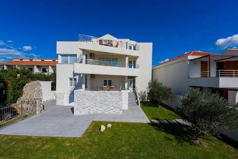 Villa AM2 - Ferienunterkunft in Nin (8 Personen)
