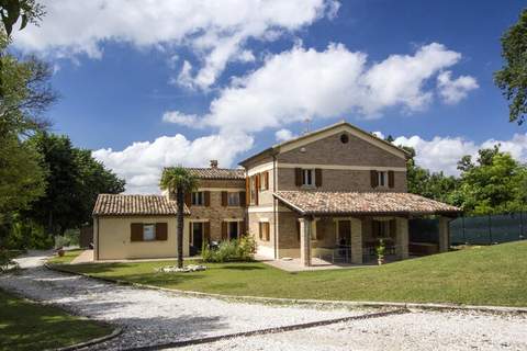 Villa Vanessa - Ferienunterkunft in Fano (10 Personen)