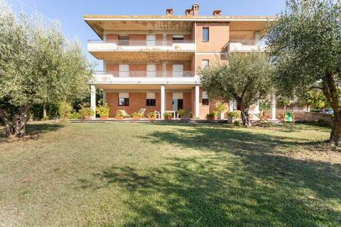 Casa Tommaso - trilo 2 P - 6 pax - Ferienunterkunft in Tuoro sul Trasimeno (6 Personen)