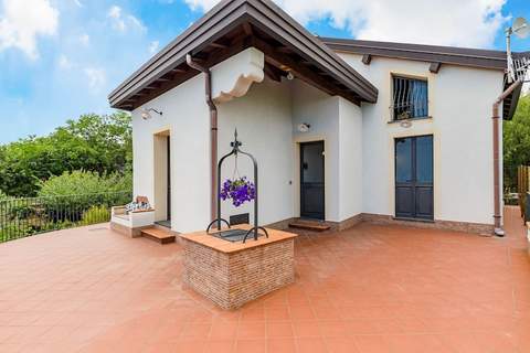 Villa Aloe Charming House - Ferienunterkunft in Mascali (6 Personen)