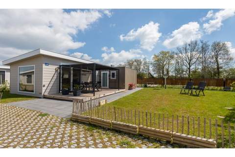 Chalet 4- Vakantiepark Hart van Zeeland - Ferienunterkunft in Heinkenszand (4 Personen)