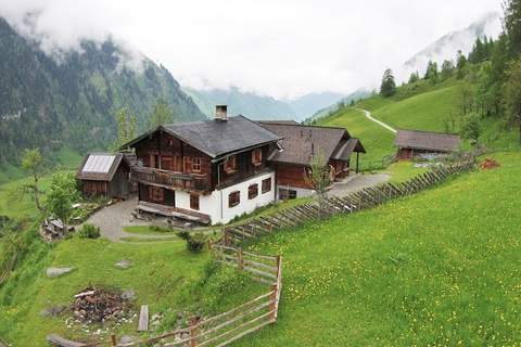am Berg - Ferienunterkunft in Rauris (13 Personen)