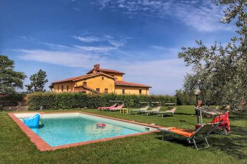 Podere Pulicciano - Ferienunterkunft in Castelfranco di Sopra (12 Personen)