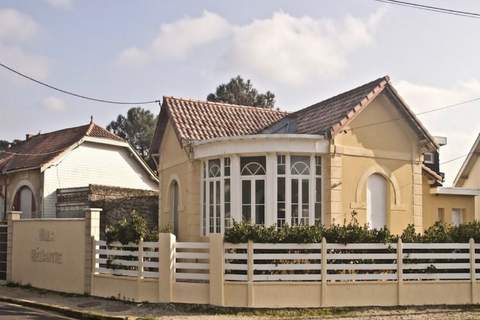 Villa Hélianthe - Ferienunterkunft in Lacanau (10 Personen)