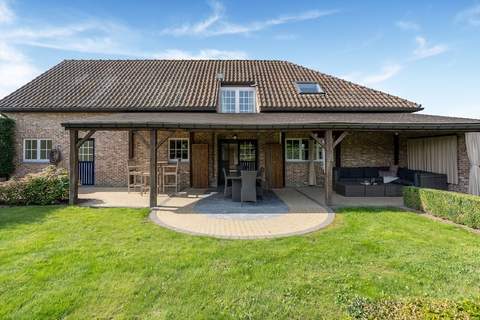 Hoeve Heiligenbron - Ferienunterkunft in Alken (18 Personen)