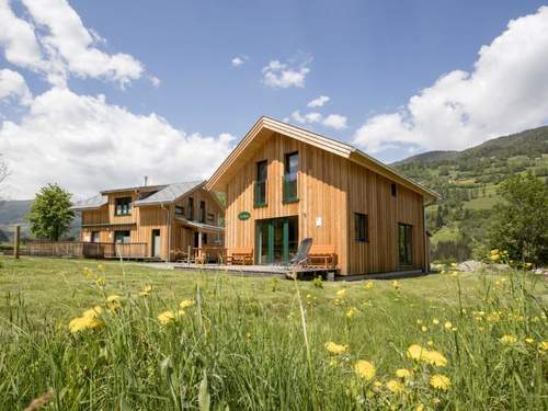 Ferienhaus mit 4 Schlafzimmern & IR-Sauna