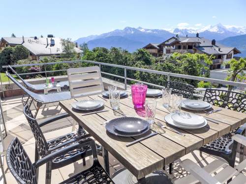 Ferienwohnung Jeanne d'Arc  in 
Crans-Montana (Schweiz)