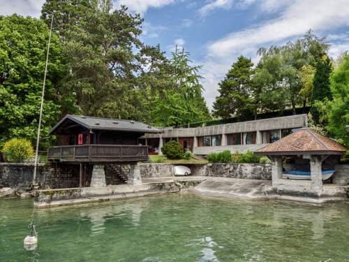 Ferienhaus, Villa Duck House  in 
Montreux (Schweiz)