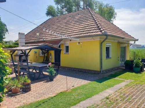 Ferienhaus Lisa  in 
Balatonboglar/Szemes (Ungarn)