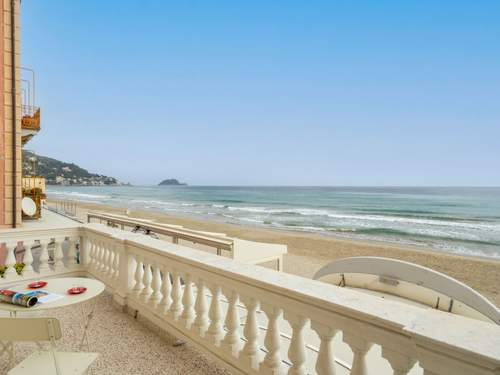 Ferienwohnung Beach House  in 
Alassio (Italien)