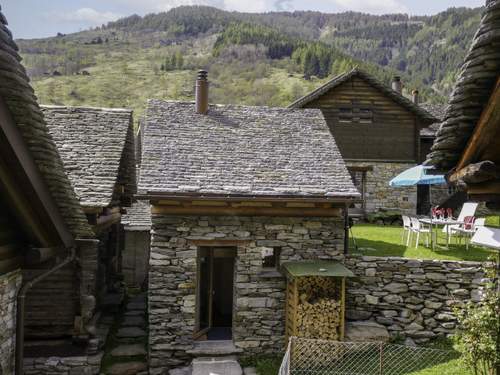 Ferienhaus Rustico La Dimora  in 
Malvaglia (Schweiz)