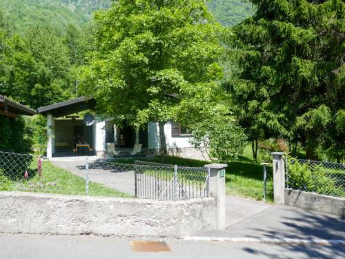 Ferienhaus Chalet Al Portic  in 
Olivone (Schweiz)