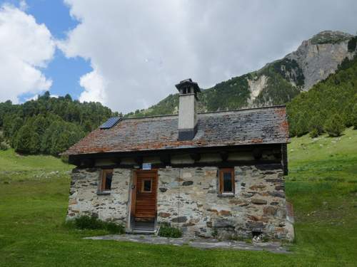 Ferienhaus Rustico Edel  in 
Olivone (Schweiz)