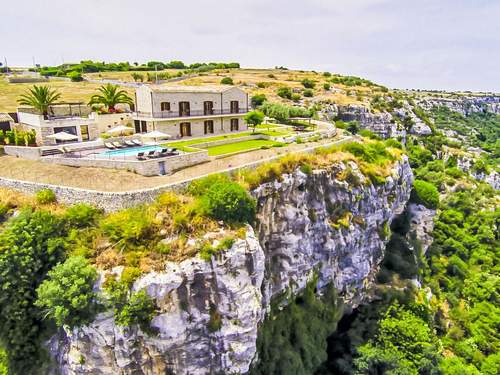 Ferienhaus, Villa al Castello  in 
Modica (Italien)