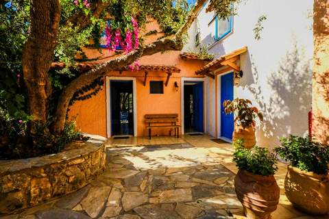 Olive Tree Cottage No 1 - Ferienhaus in Palaiochora (4 Personen)