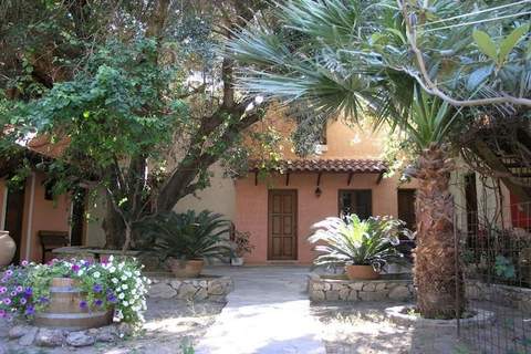 Olive Tree Cottage No 3 - Ferienunterkunft in Palaiochora (2 Personen)