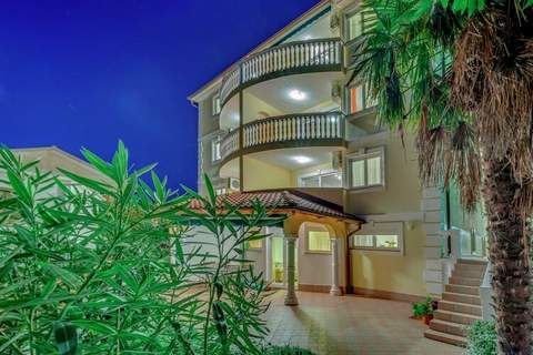 Villa Marija 2 - Ferienunterkunft in Crikvenica (4 Personen)