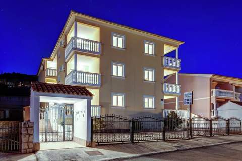 Villa Oleandar 11 - Ferienunterkunft in Dramalj (2 Personen)