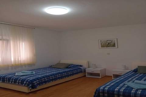 Plitvice - Appartement in Starigrad-Paklenica (4 Personen)