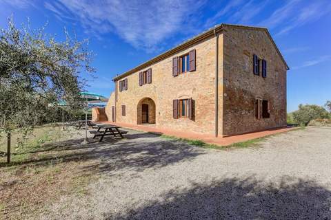 Casanova apt 2 - Ferienunterkunft in Gambassi Terme (FI) (8 Personen)