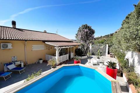 Villa Castellammare del Golfo 13 - Ferienunterkunft in Castellammare Del Golfo (13 Personen)