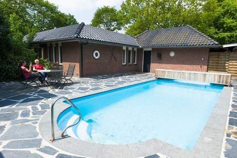 Recreatiepark de Boshoek 16 - Ferienhaus in Voorthuizen (14 Personen)