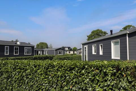 Recreatiepark Rhederlaagse Meren 5 - Ferienunterkunft in Lathum (4 Personen)