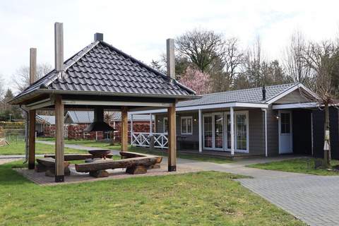 Lodgepark 't Vechtdal - Ferienhaus in Oudleusen (24 Personen)