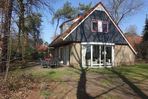 Buitenplaats Berg en Bos nummer 4 - Ferienunterkunft in Lemele (10 Personen)