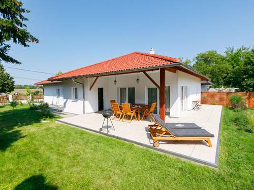 Ferienhaus Sunstreet  in 
Balatonboglar/Balatonoszod (Ungarn)