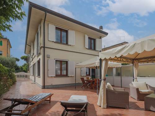 Ferienhaus Rosa  in 
Lido di Camaiore (Italien)