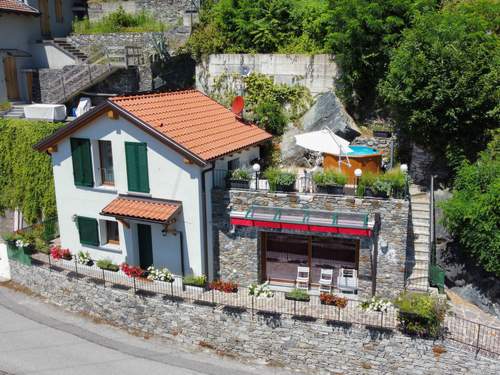 Ferienhaus Villa Anna  in 
Dongo (Italien)