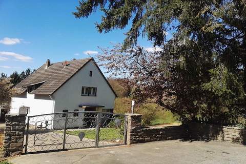 Altes Forsthaus - Ferienunterkunft in Filz (8 Personen)